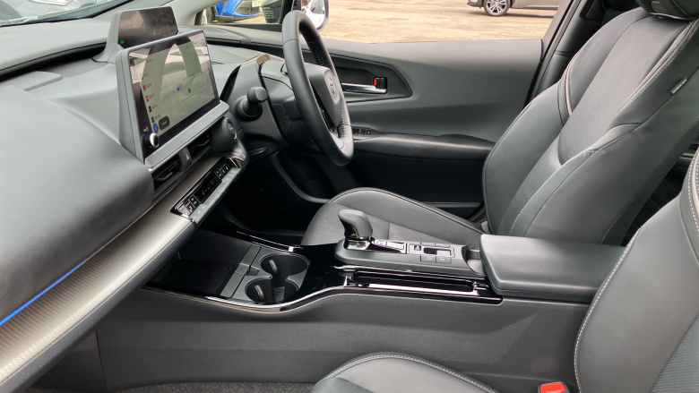 Toyota Prius 2.0 PHEV Design 5dr CVT Hatchback